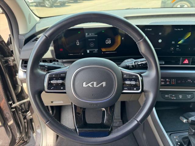2025 Kia Carnival MPV LXS