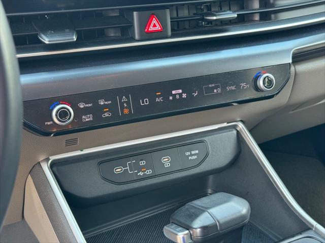 2025 Kia Carnival MPV LXS