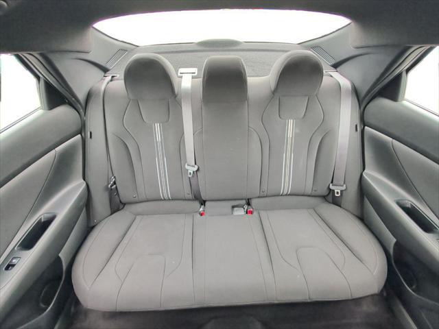 2025 Hyundai Elantra SEL Sport