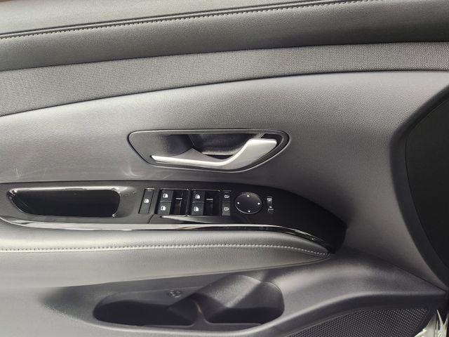 2025 Hyundai Santa Cruz SEL Activity