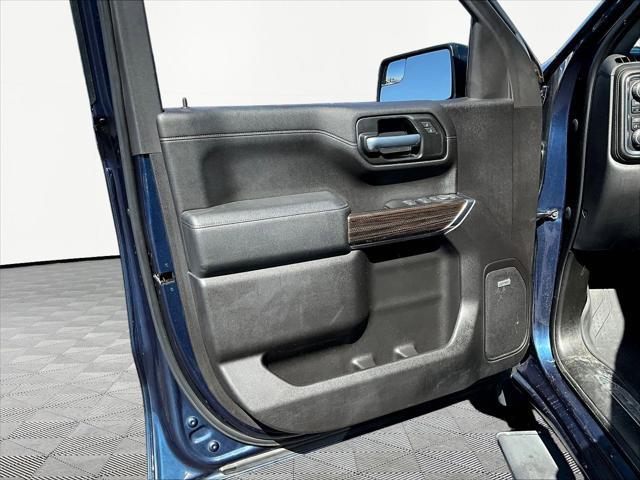 2020 Chevrolet Silverado 1500 4WD Crew Cab Short Bed RST