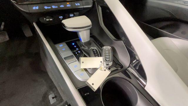 2023 Hyundai Elantra Hybrid Limited