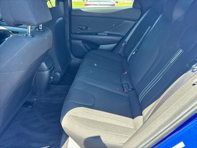 2025 Hyundai Elantra SEL Sport