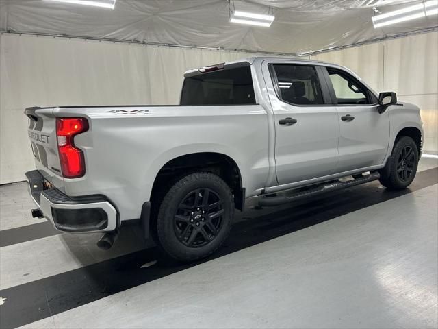 2021 Chevrolet Silverado 1500 4WD Crew Cab Short Bed Custom