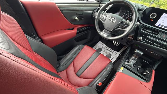 2023 Lexus ES 350 F SPORT Handling