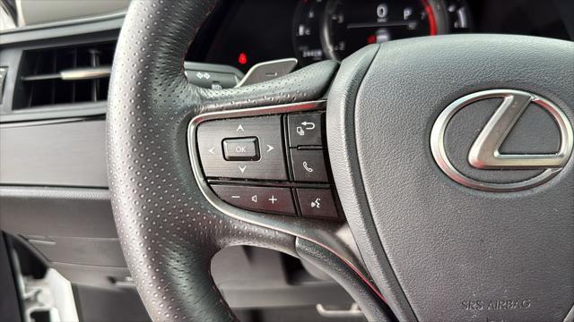 2023 Lexus ES 350 F SPORT Handling