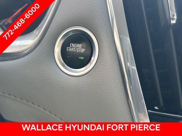 2020 Chevrolet Traverse FWD LT Cloth