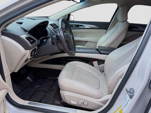 2020 Lincoln MKZ Standard