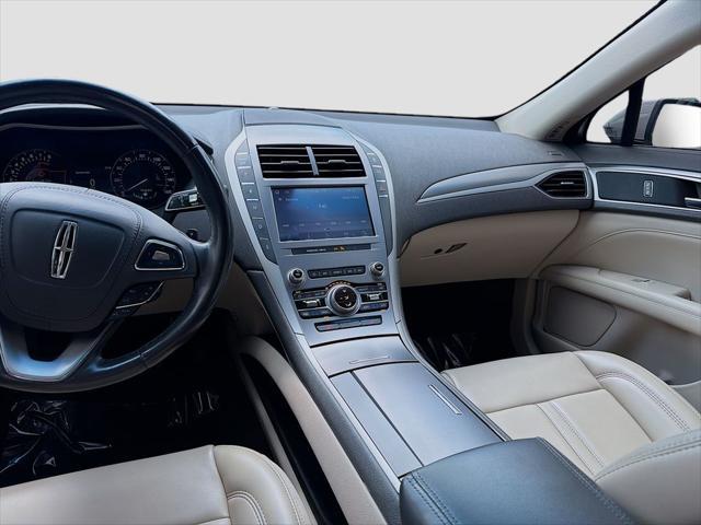 2020 Lincoln MKZ Standard