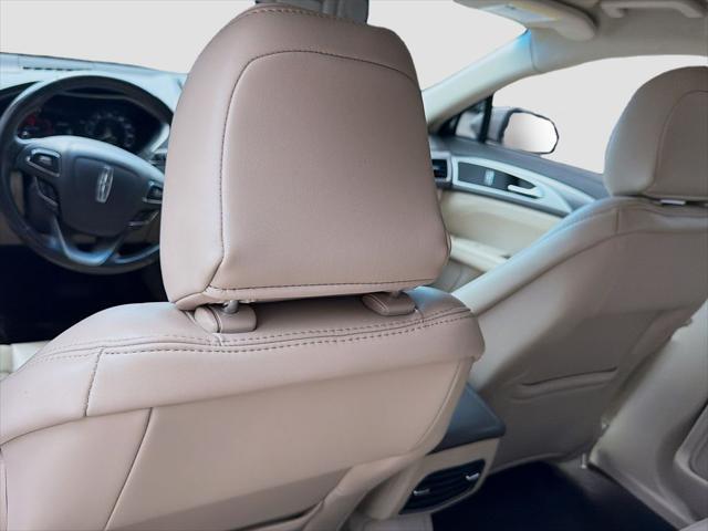 2020 Lincoln MKZ Standard