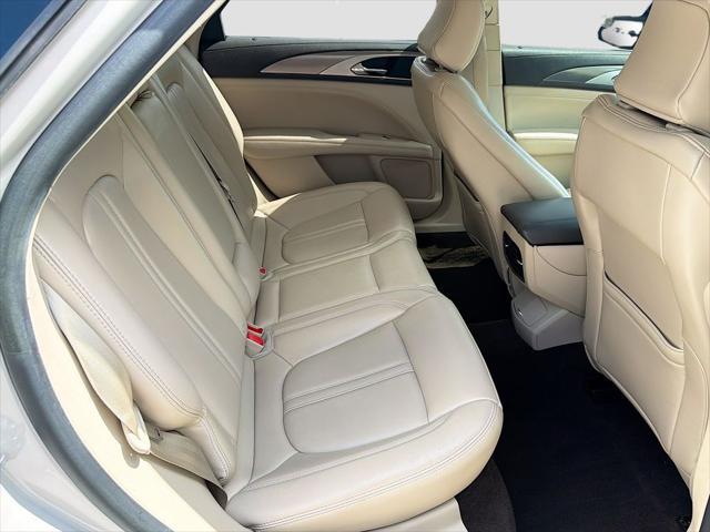 2020 Lincoln MKZ Standard