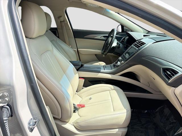 2020 Lincoln MKZ Standard