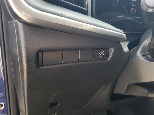 2025 Nissan Kicks S FWD