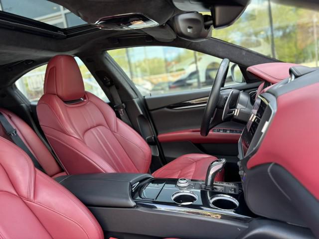 2022 Maserati Ghibli Modena