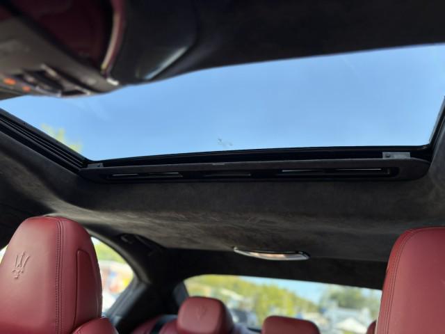 2022 Maserati Ghibli Modena