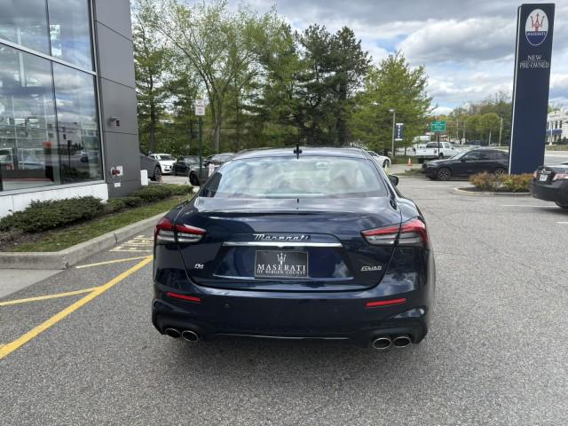 2023 Maserati Ghibli Modena Q4
