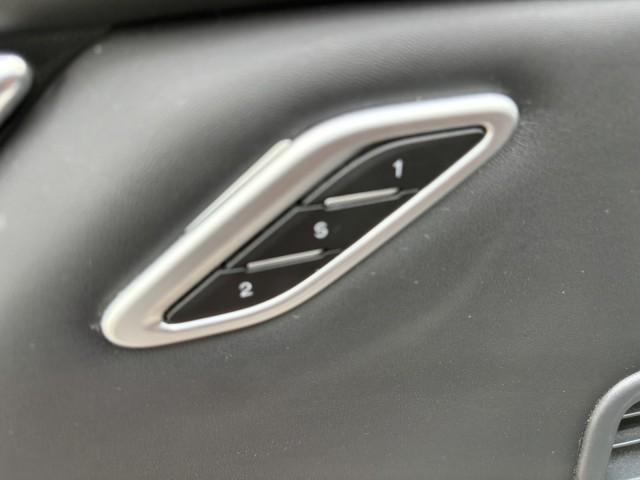 2023 Maserati Ghibli Modena Q4