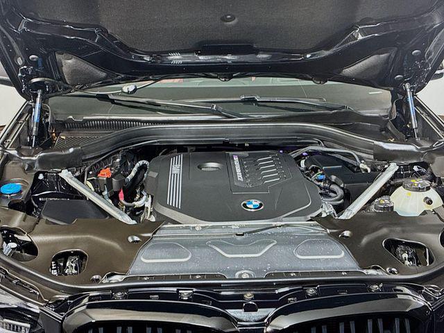 2024 BMW X3 M40i