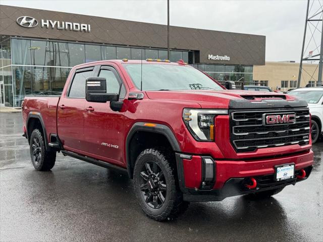 2024 GMC Sierra 2500HD 4WD Crew Cab Standard Bed AT4