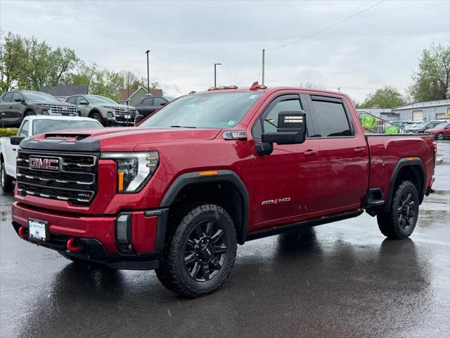 2024 GMC Sierra 2500HD 4WD Crew Cab Standard Bed AT4