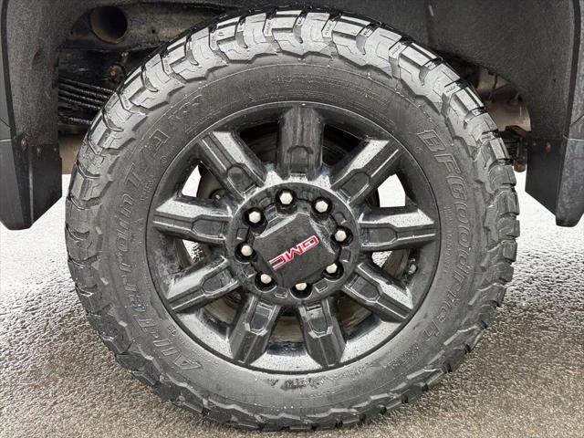 2024 GMC Sierra 2500HD 4WD Crew Cab Standard Bed AT4
