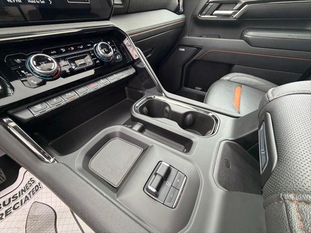 2024 GMC Sierra 2500HD 4WD Crew Cab Standard Bed AT4