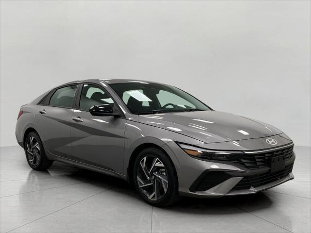 2025 Hyundai Elantra SEL Sport for sale in APPLETON, WI