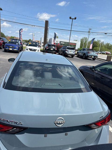 2024 Nissan Sentra SV Xtronic CVT