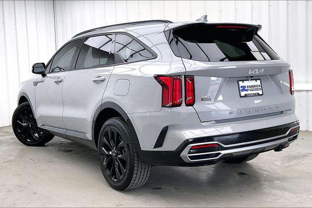 2022 Kia Sorento SX