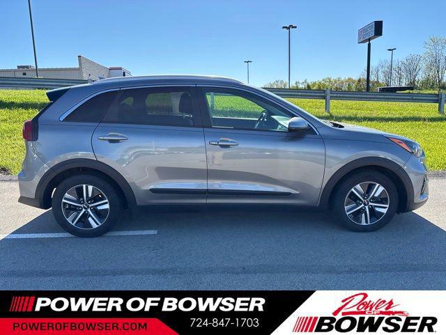 2022 Kia Niro LXS SE