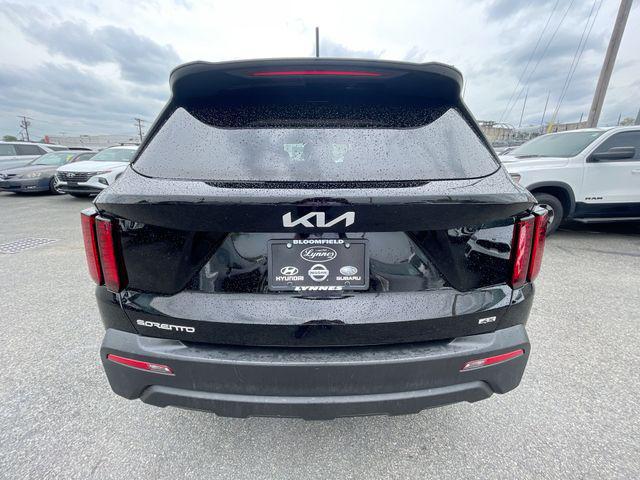 2023 Kia Sorento LX