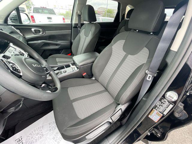 2023 Kia Sorento LX