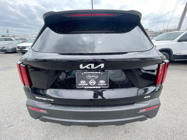 2023 Kia Sorento LX