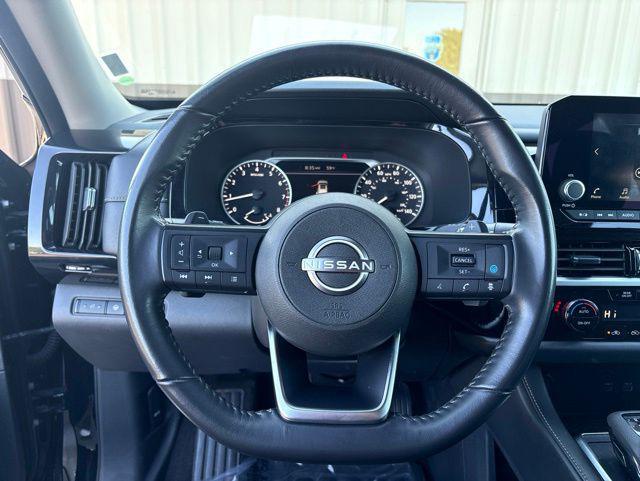 2024 Nissan Pathfinder SV 4WD