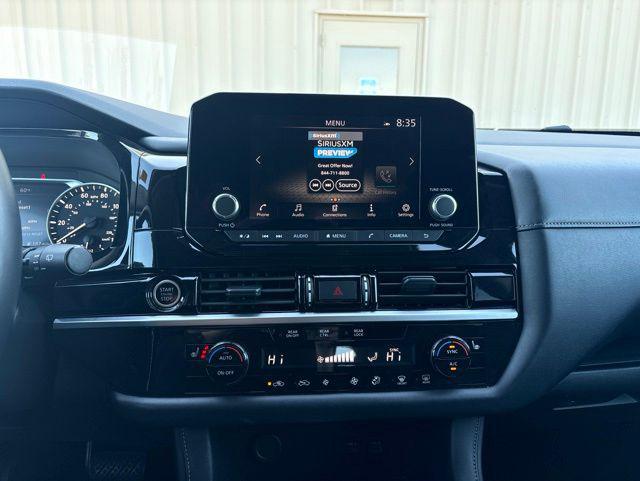 2024 Nissan Pathfinder SV 4WD