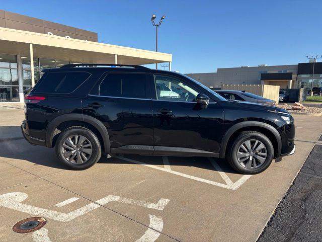 2024 Nissan Pathfinder SV 4WD
