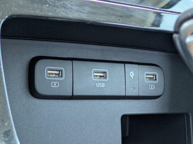 2022 Kia Carnival MPV SX