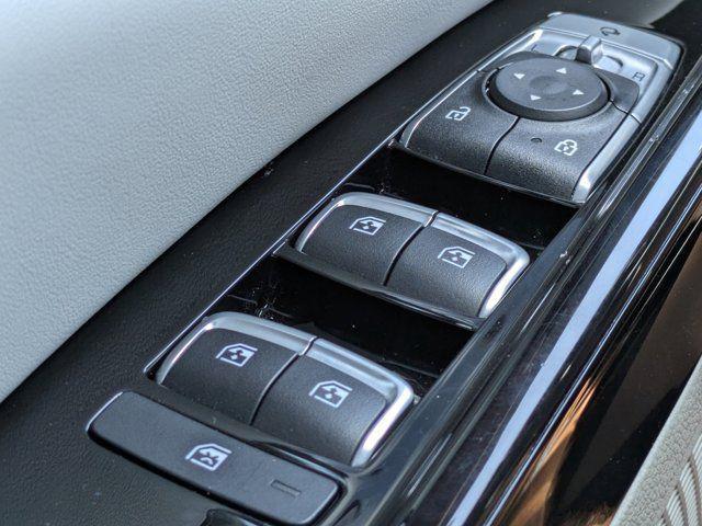 2022 Kia Carnival MPV SX