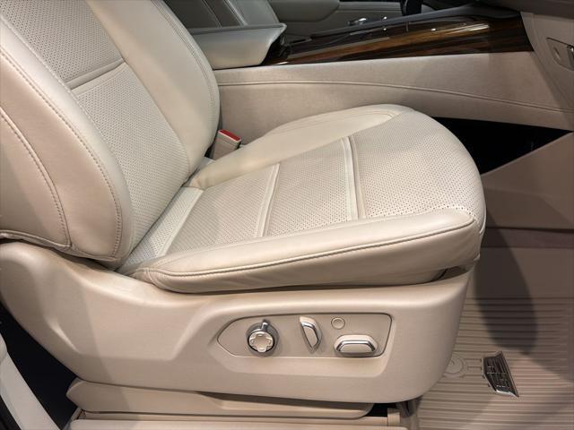 2024 Cadillac Escalade 4WD Sport Platinum