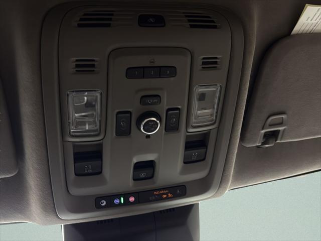 2024 Cadillac Escalade 4WD Sport Platinum