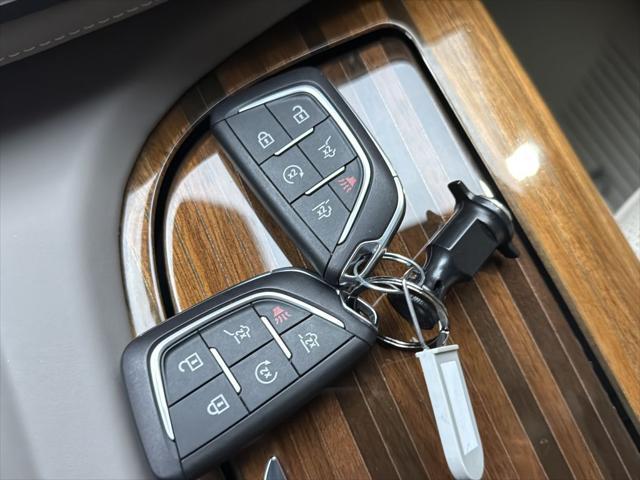 2024 Cadillac Escalade 4WD Sport Platinum