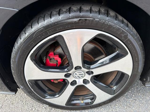 2017 Volkswagen Golf GTI S 4-Door
