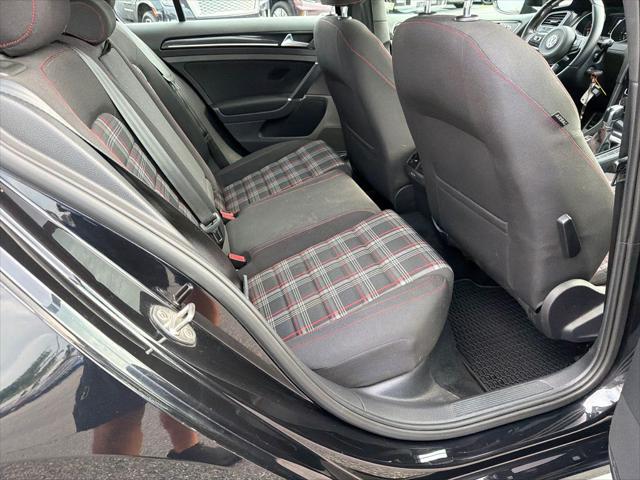 2017 Volkswagen Golf GTI S 4-Door