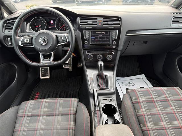2017 Volkswagen Golf GTI S 4-Door