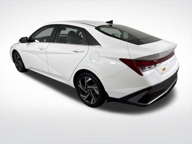 2025 Hyundai Elantra Hybrid Limited