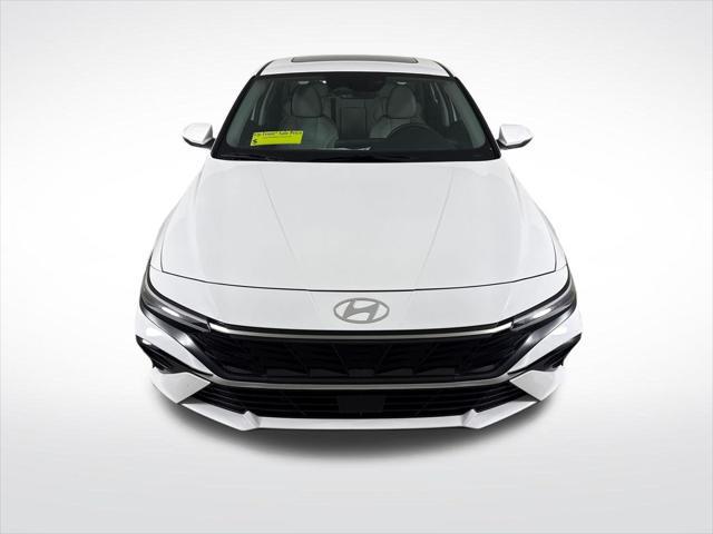 2025 Hyundai Elantra Hybrid Limited