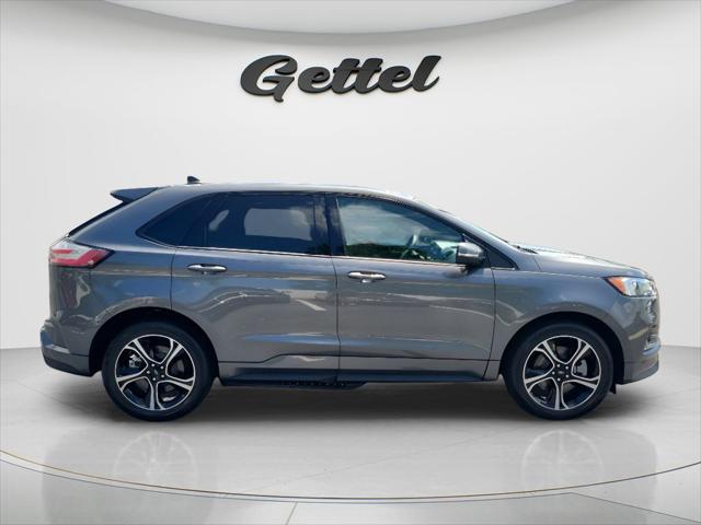 2022 Ford Edge ST