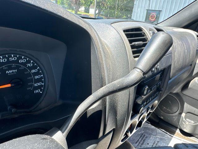 2004 Chevrolet Colorado LS