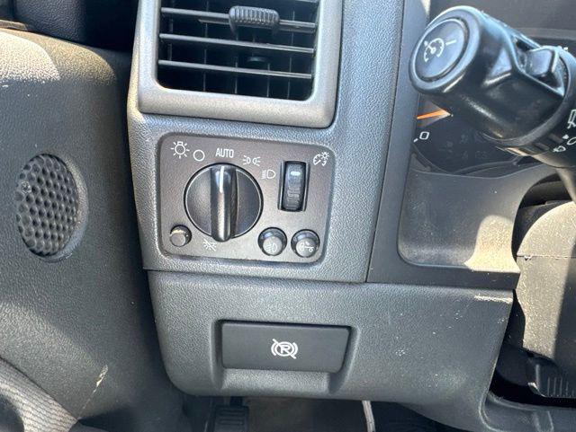 2004 Chevrolet Colorado LS
