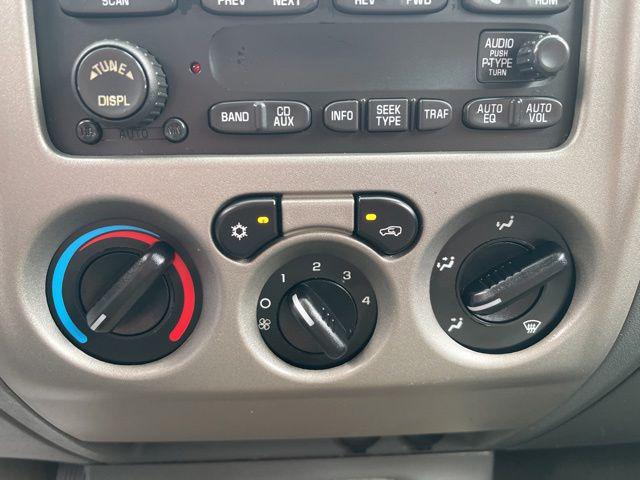 2004 Chevrolet Colorado LS